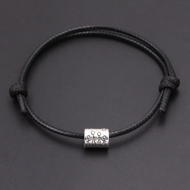 A Family Of Four Beads Lucky Red Thread Beads Bracelet