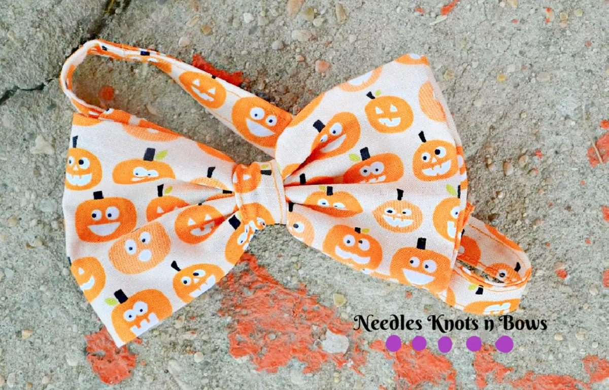Jack o' Lantern Halloween Bow Tie, Pumpkins