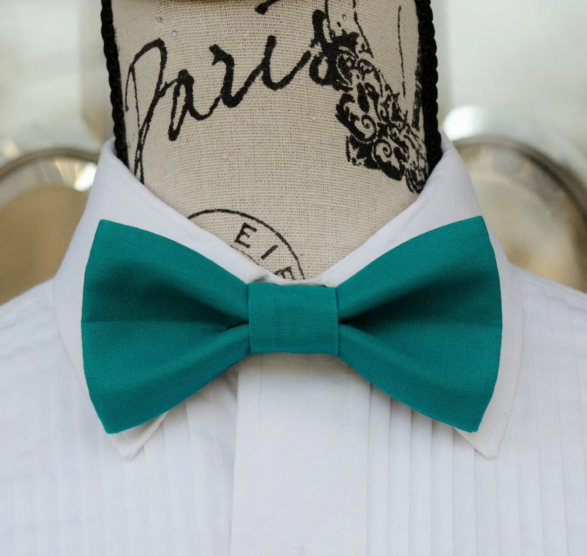 Lagoon Medium Teal Bow Tie (270)