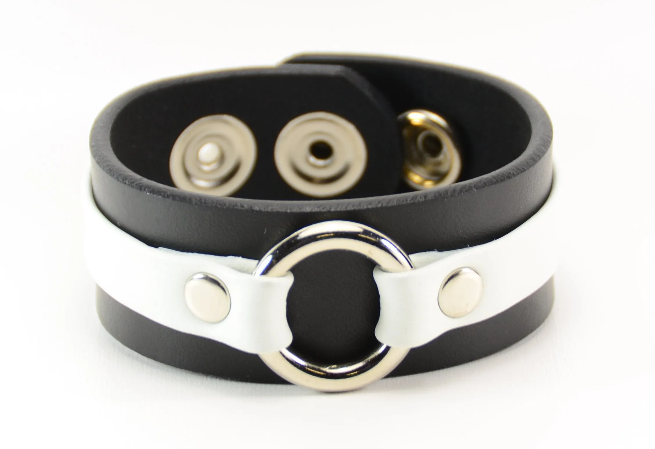 Middle O Ring Bracelet