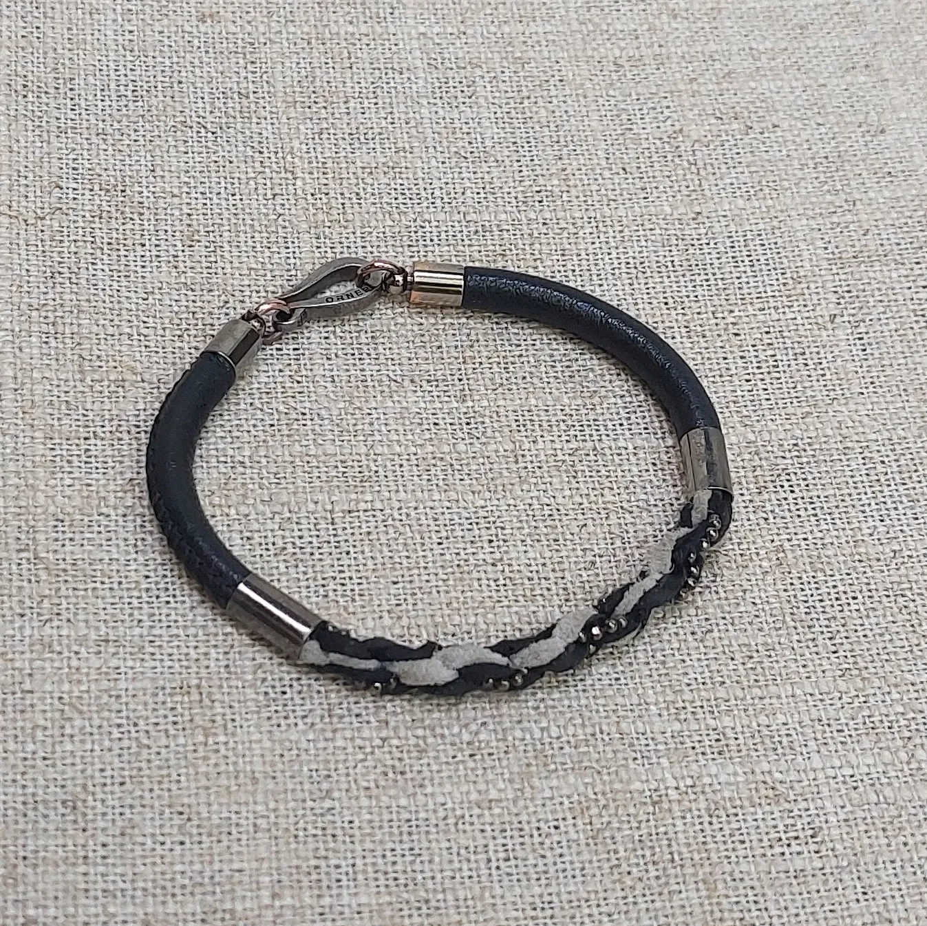 ORNER/Black Leather Bracelet