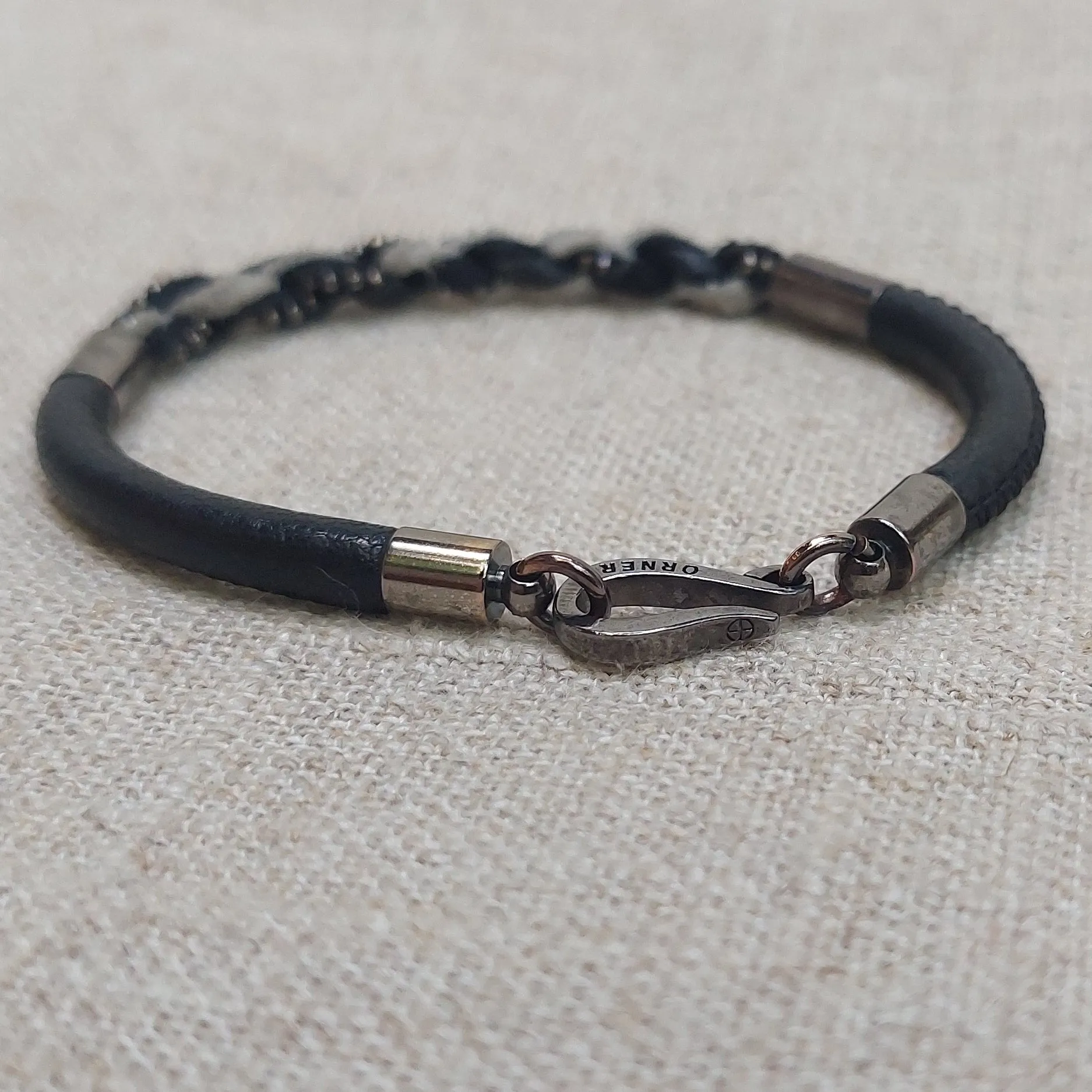 ORNER/Black Leather Bracelet