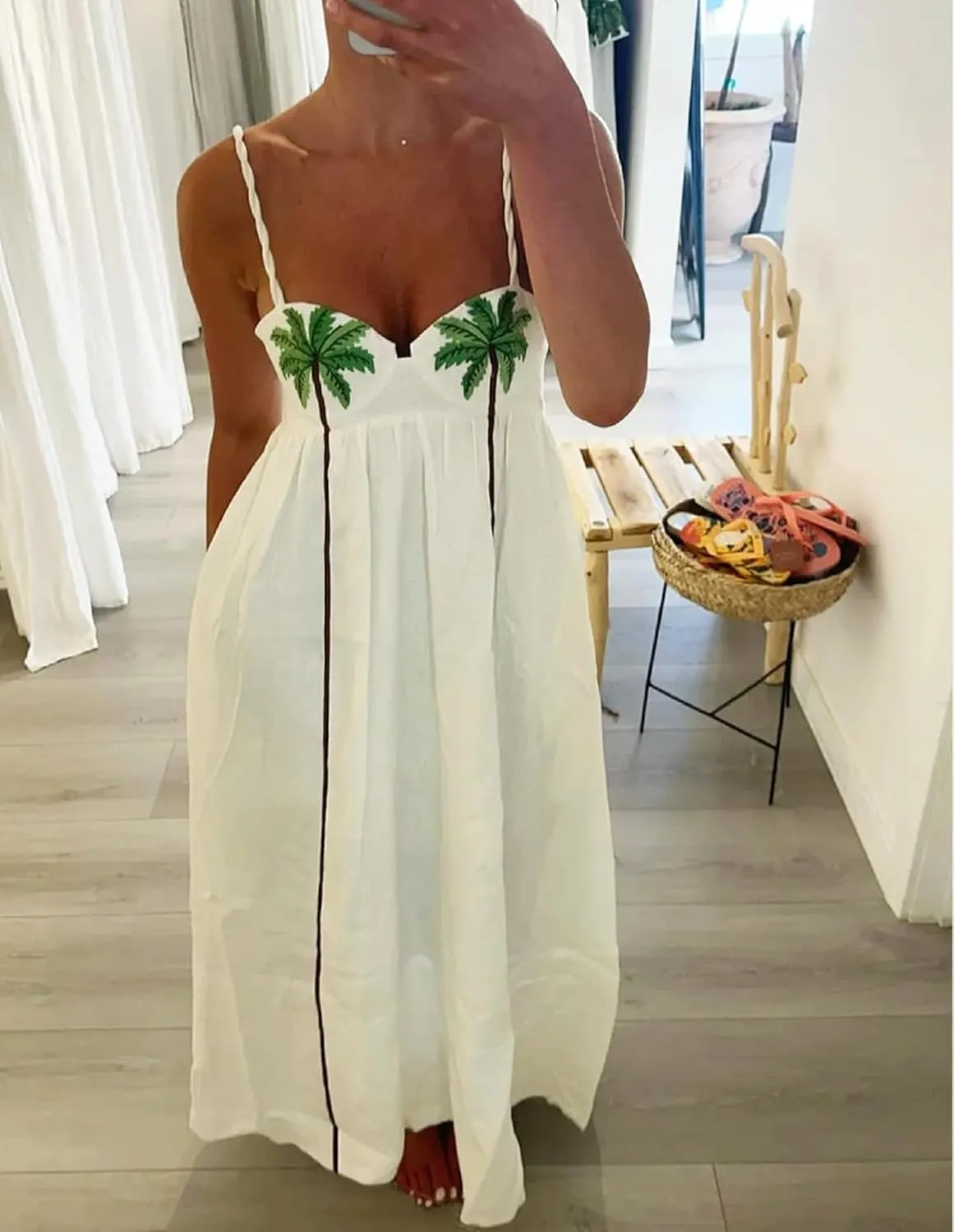 Women Bohemian Spaghetti Strap Beach Long Dress Sleeveless Graphic Flowy Maxi Dress Y2K Floral Tiered Holiday Sundress